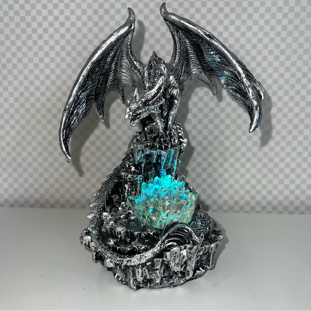New Pewter Armored Guardian Dragon Sculpture LED Ight Up 7.5X 5.5X5.5 - Picture 3 of 12